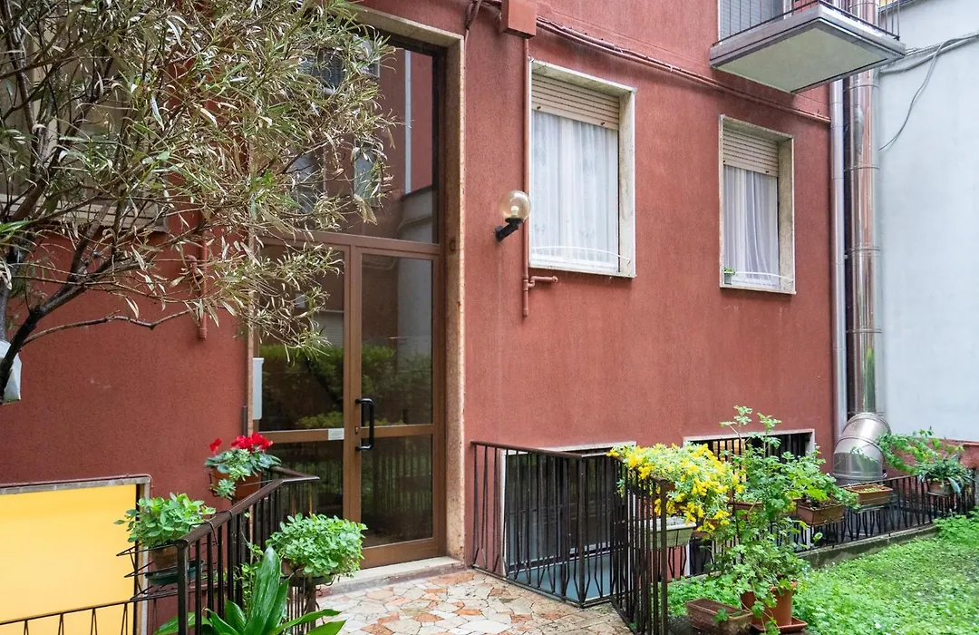 Arco Apartments Deluxe-1