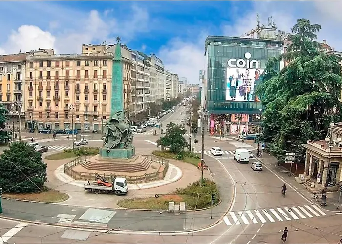 Best Place - Piazza V Giornate In The City Center- Wifi - Netflix